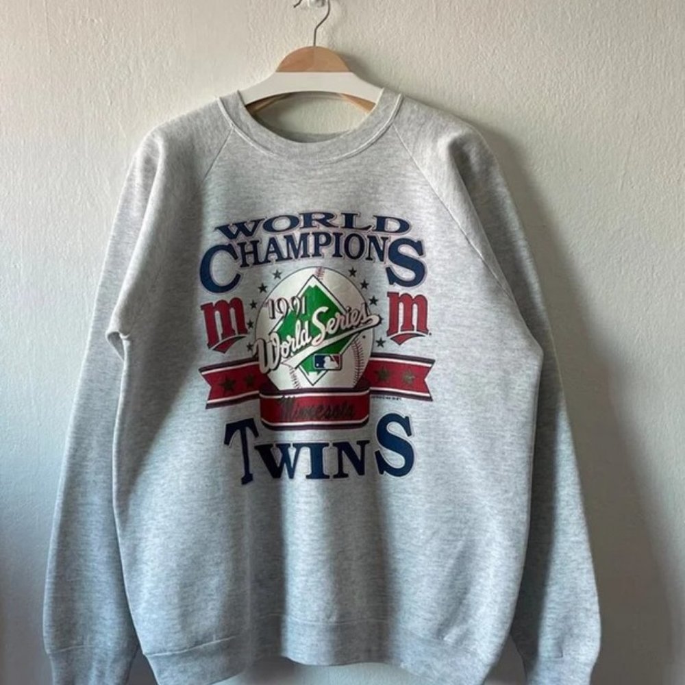 Vintage 1991 Minnesota Twins World Series Champions Crewneck shirt, Vintage tee